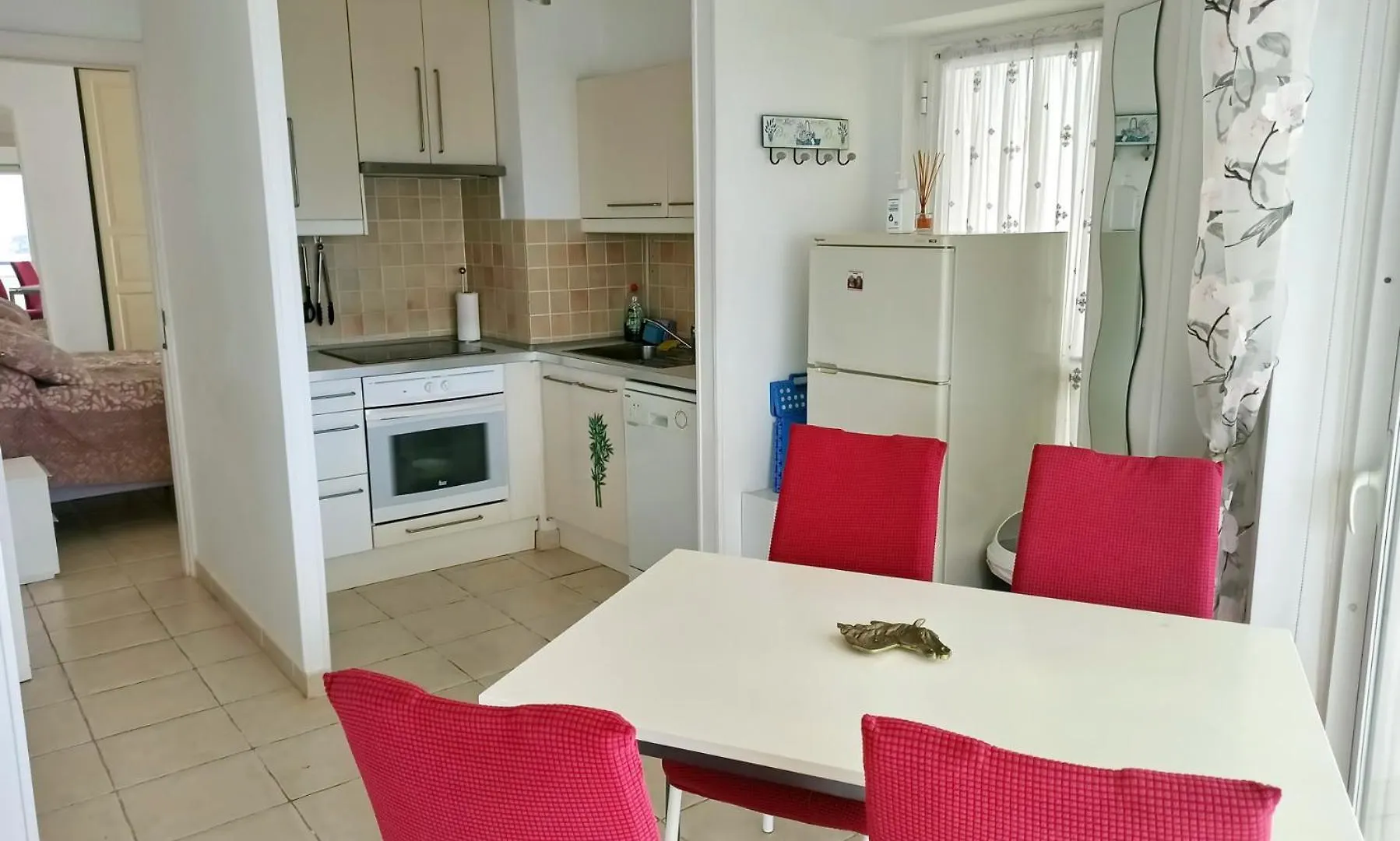 Cozy Apartment In The Center Of Costa Adeje On The 1St Coastline 아데제