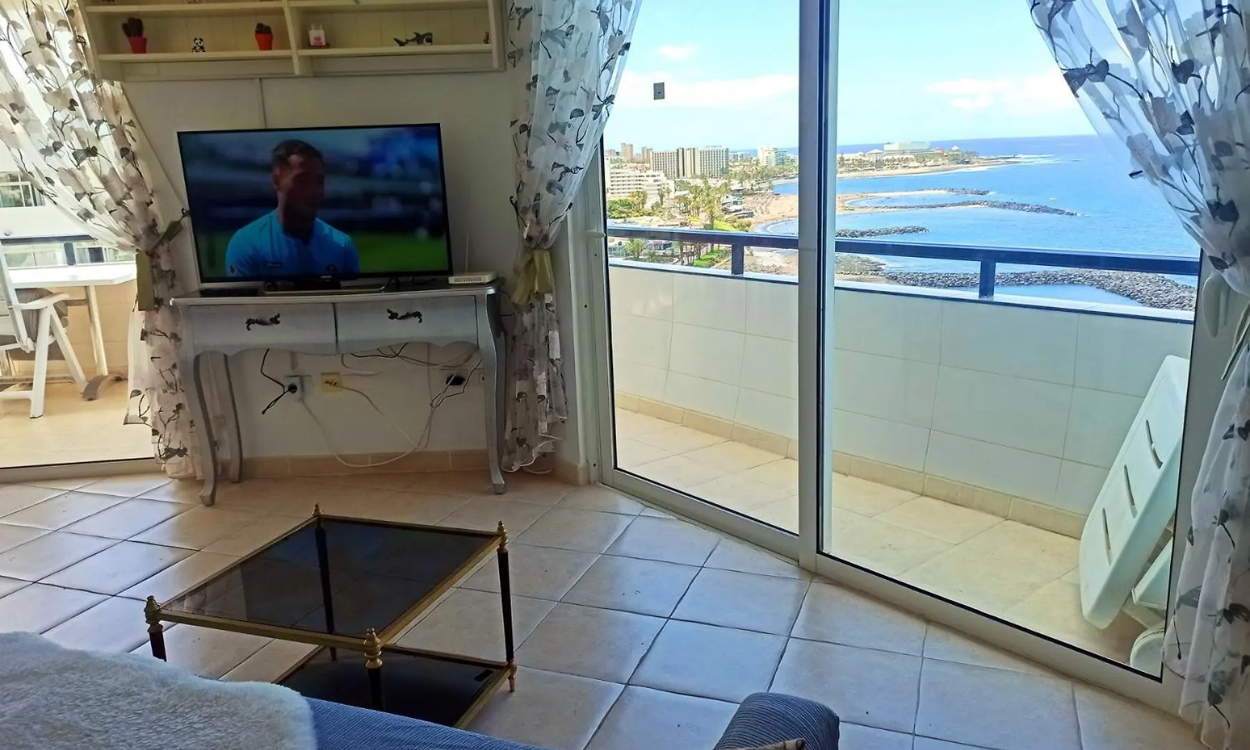 Cozy Apartment In The Center Of Costa Adeje On The 1St Coastline 아데제